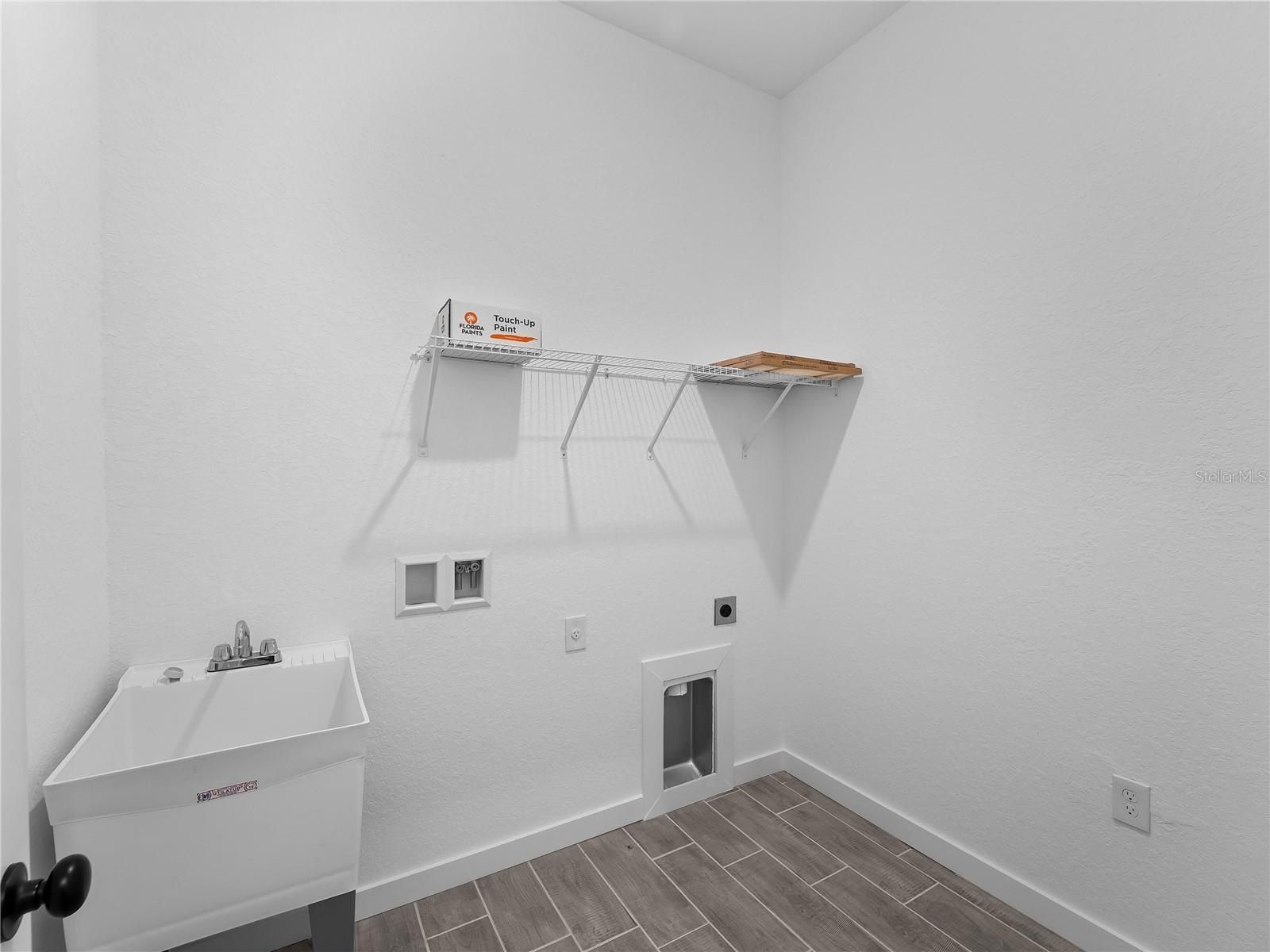 17339 Elmwood Avenue. Port Charlotte, FL 33948