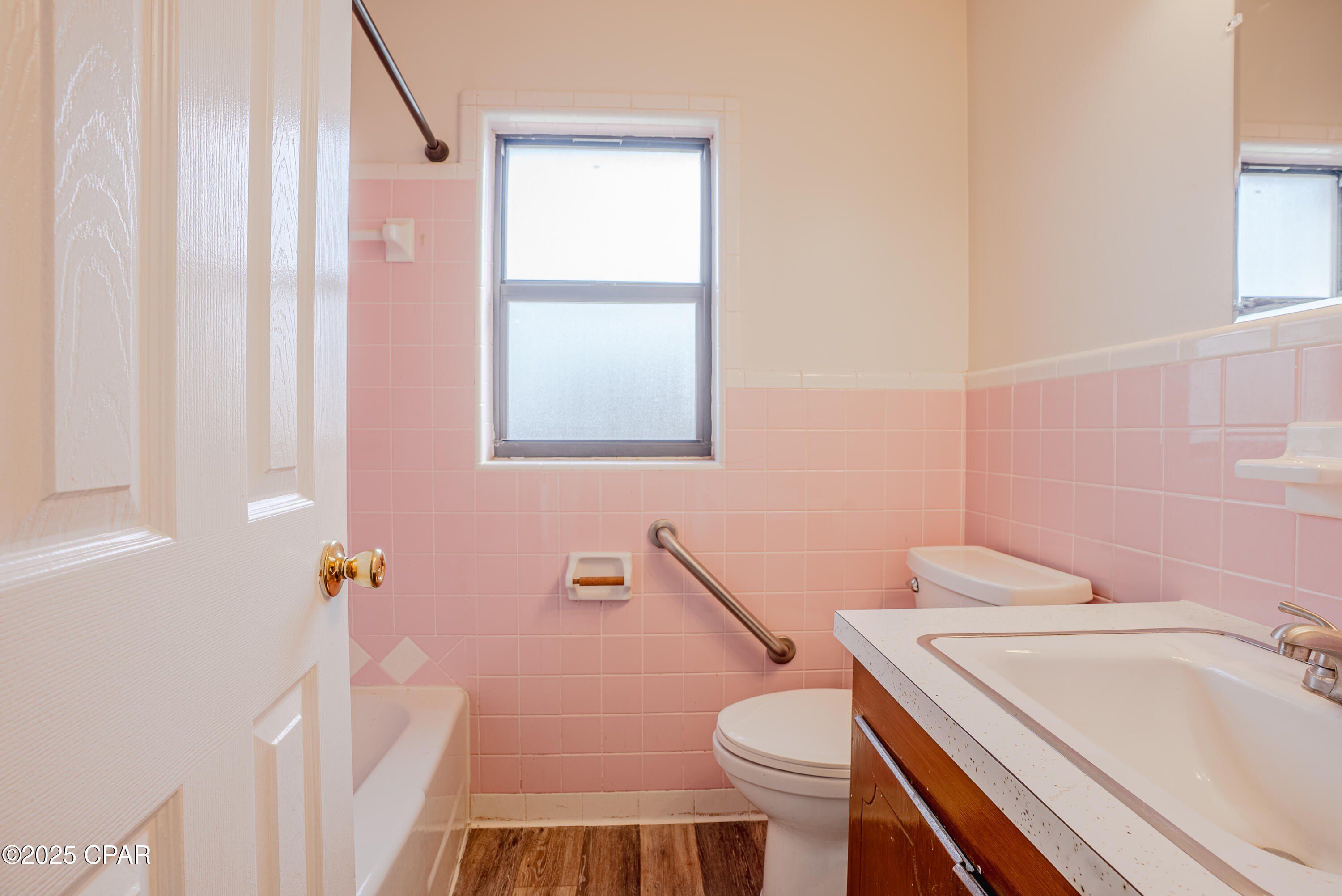 3121 Douglas Road. Panama City, FL 32405