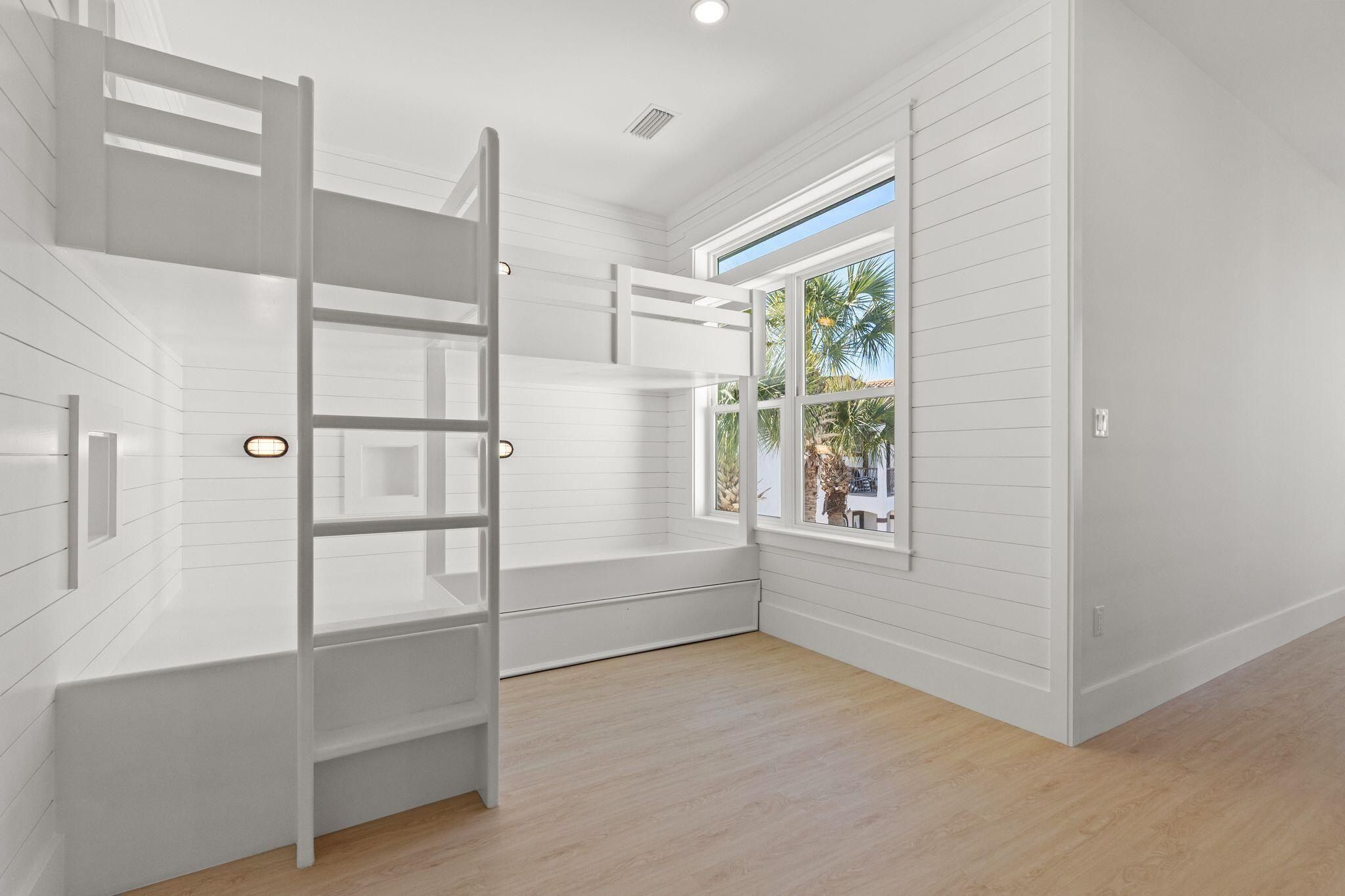 4774 Calatrava Court. Destin, FL 32541