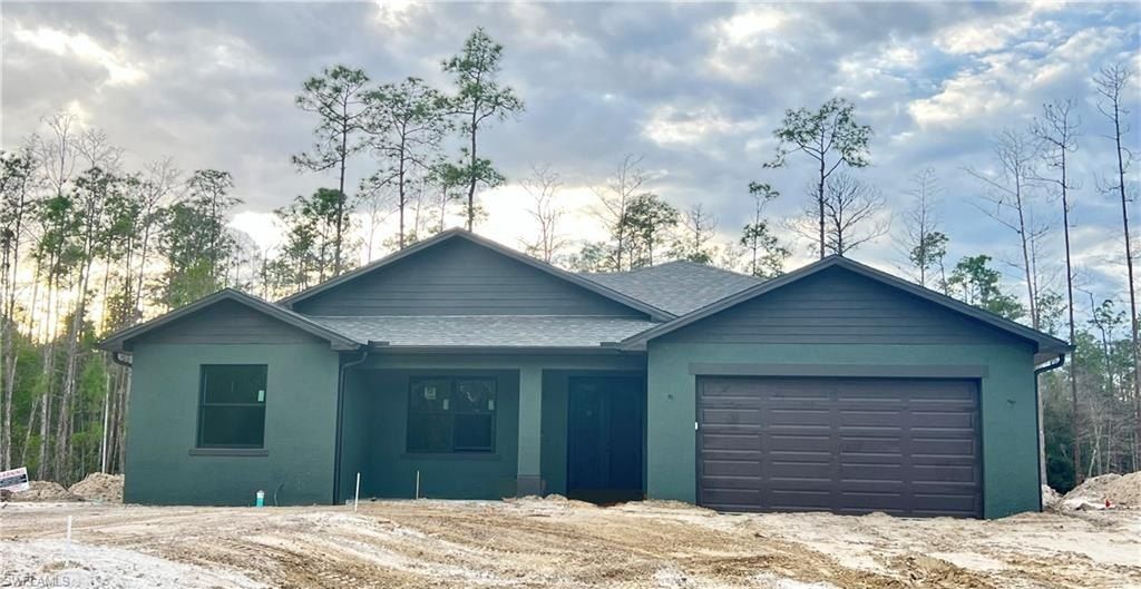 319 Desoto. Naples, FL 34120