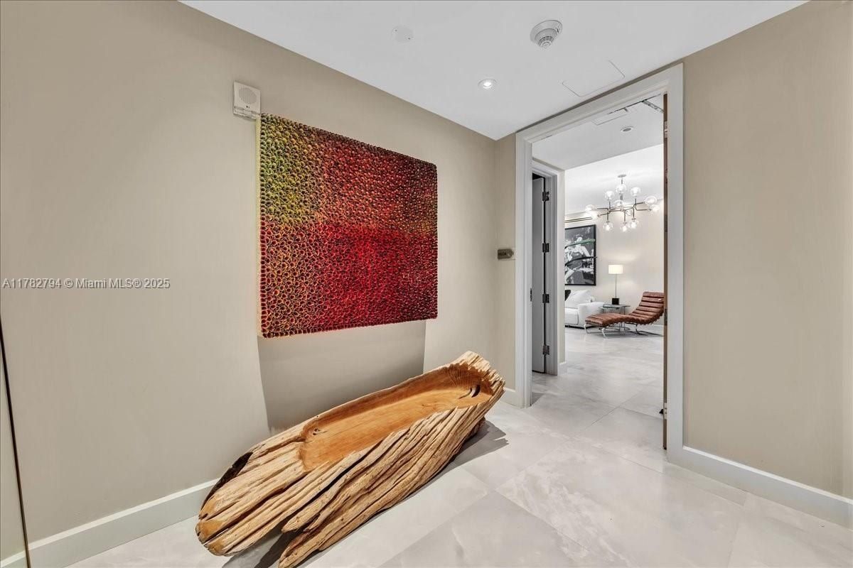 15701 Collins Ave. Sunny Isles Beach, FL 33160