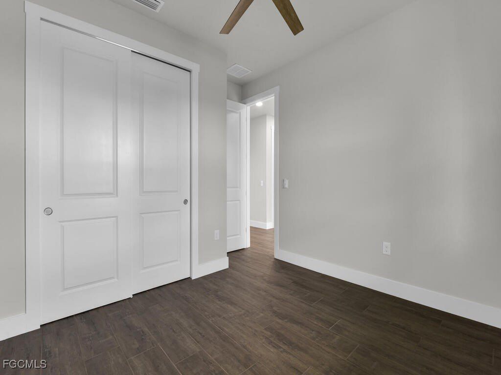 2530 Nw 25Th Place. Cape Coral, FL 33993