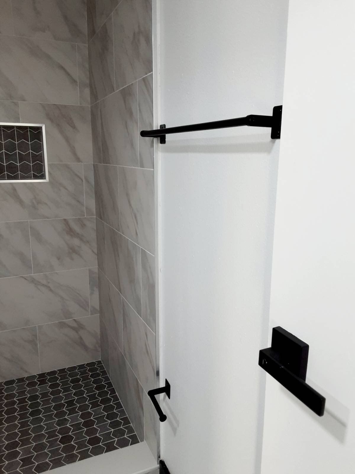 9814 Pine Way. Tampa, FL 33635