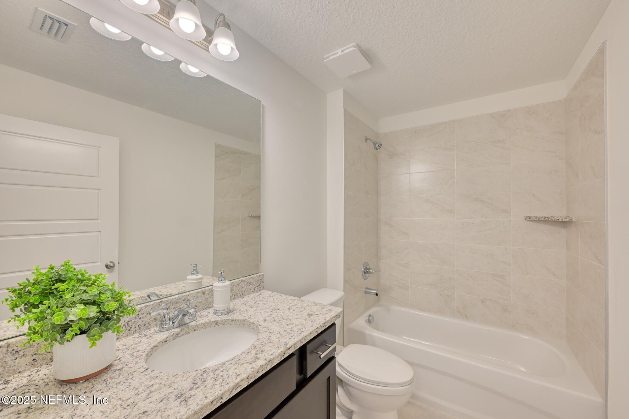 9027 Noroad. Jacksonville, FL 32210