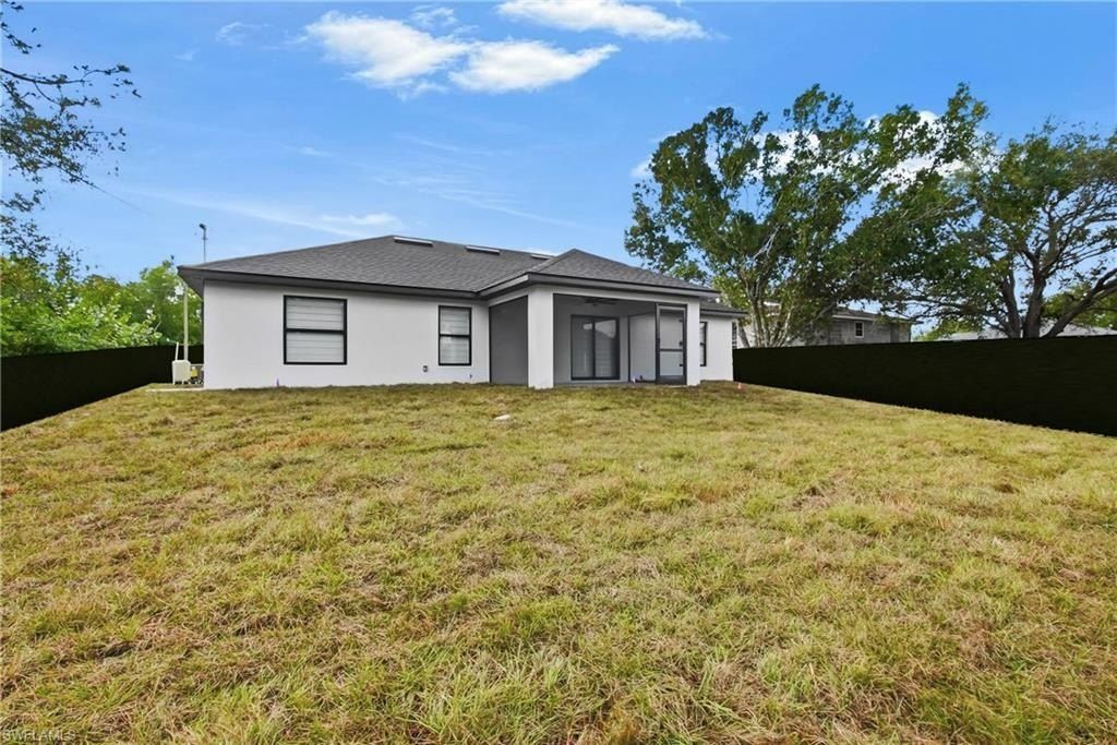 3406 25. Lehigh Acres, FL 33976