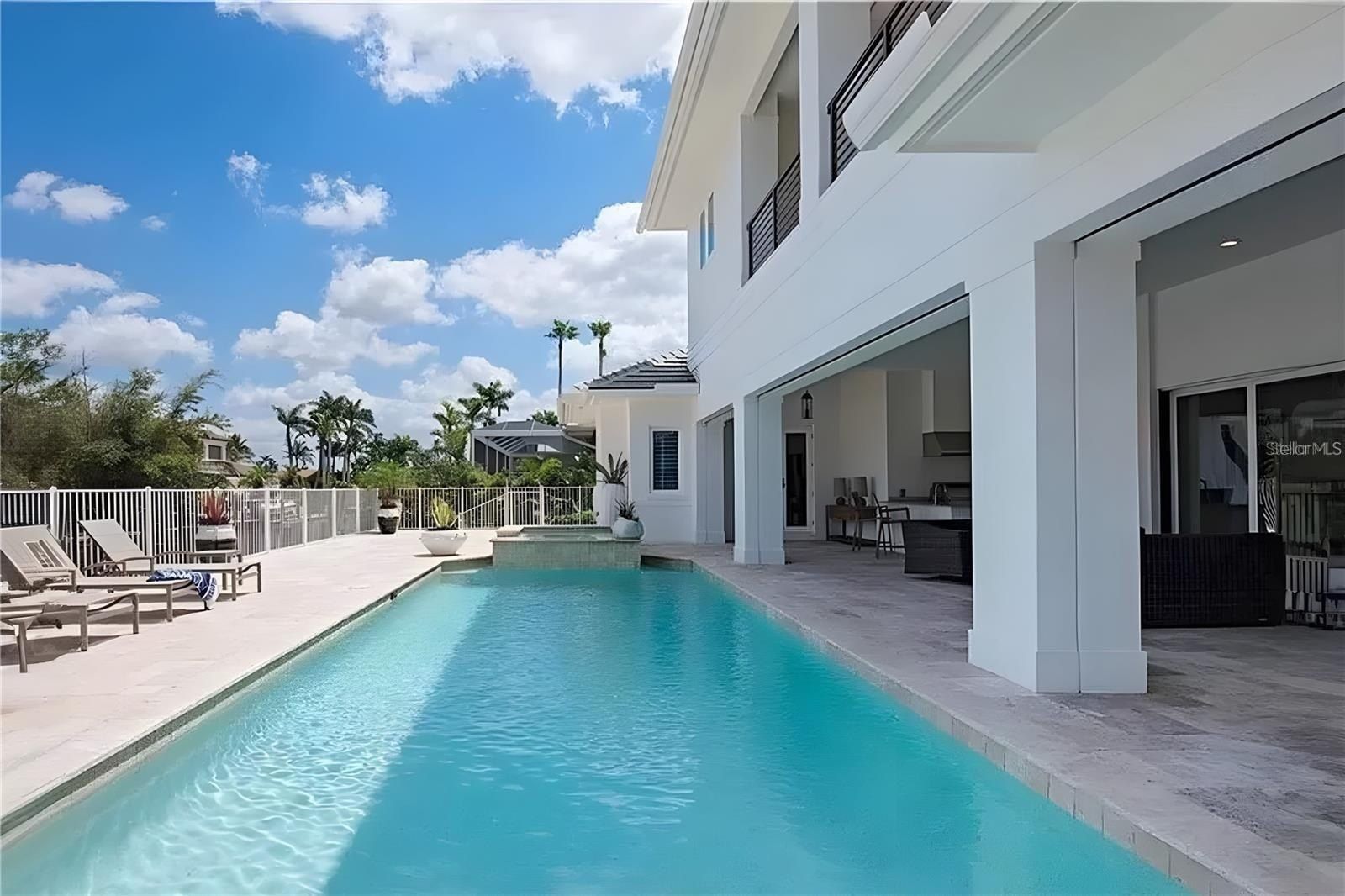 130 N Blvd Of The Presidents. Sarasota, FL 34236