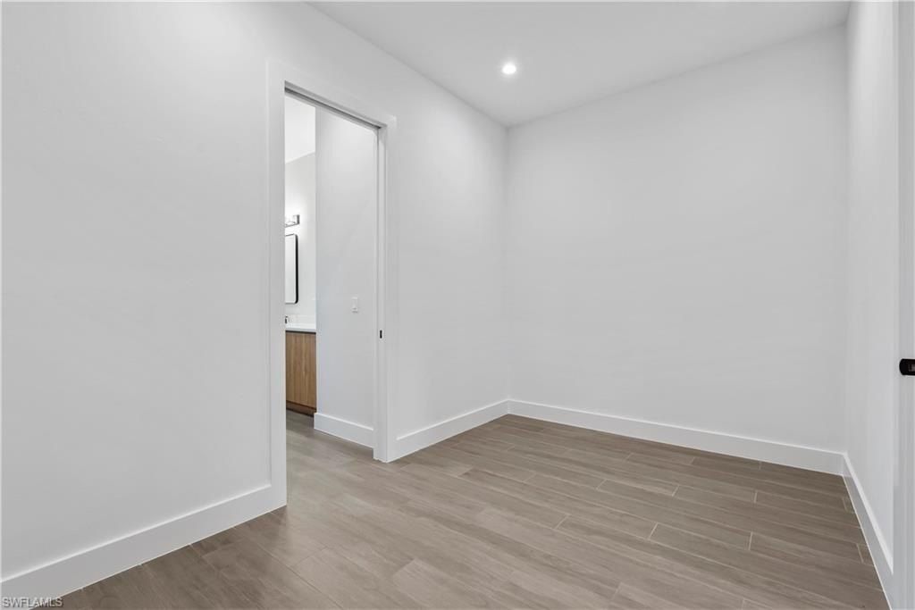 3269 54Th. Naples, FL 34120