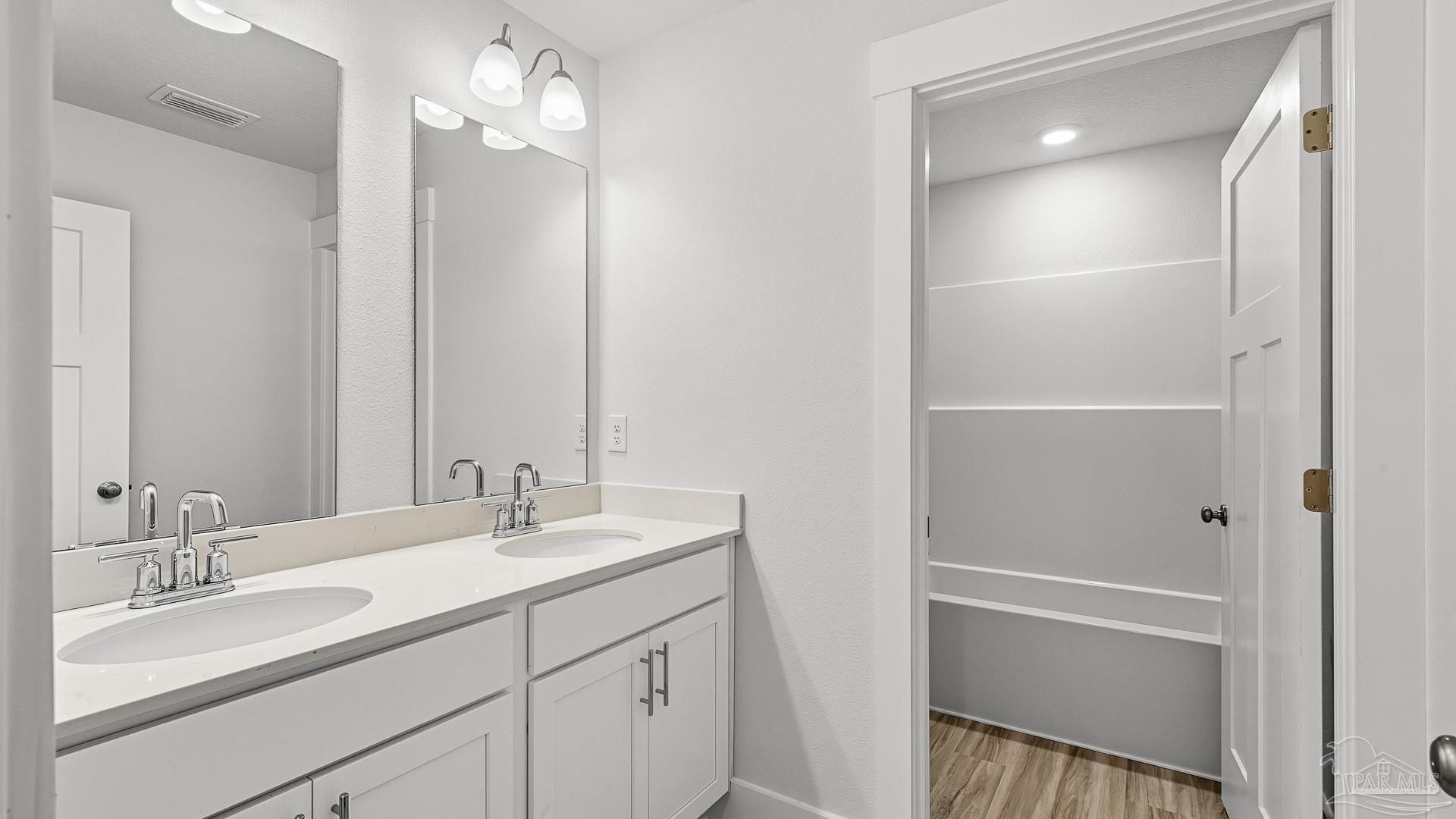 8111 Fox Hunt Dr. Milton, FL 32583