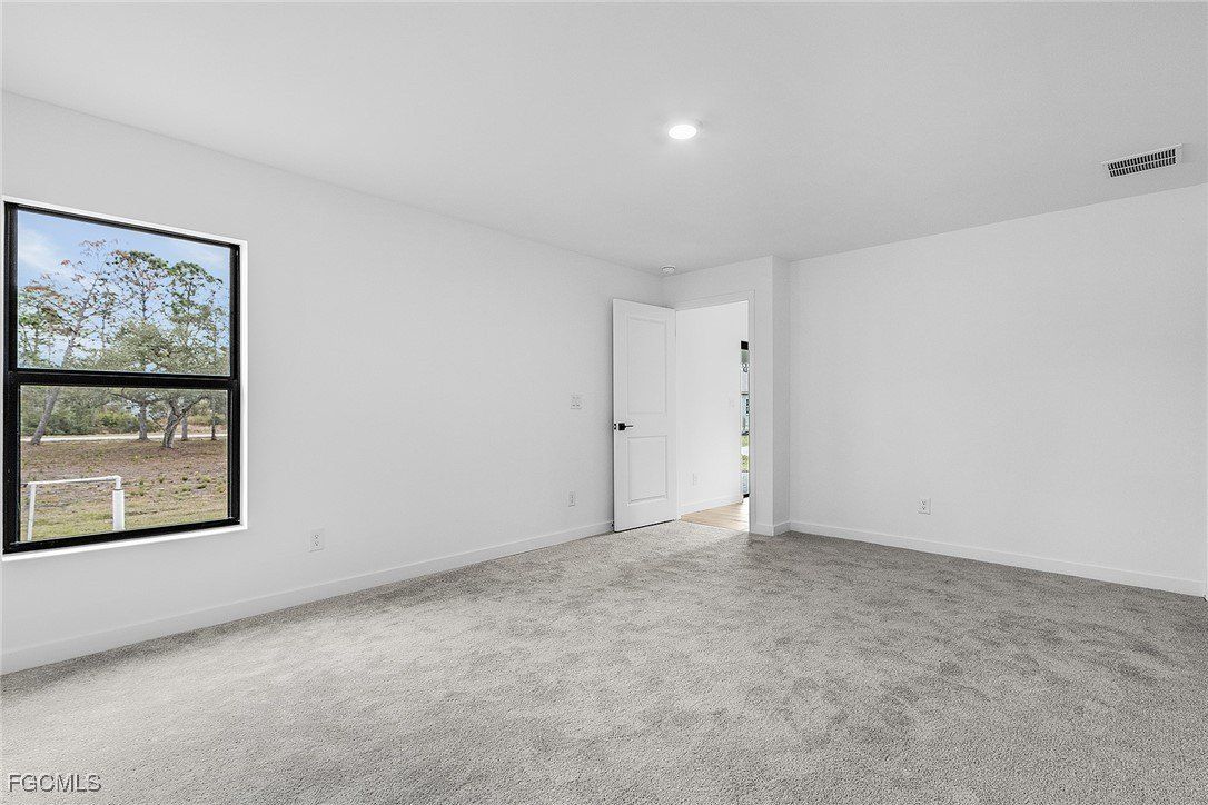 827 Rue Labeau Circle. Fort Myers, FL 33913