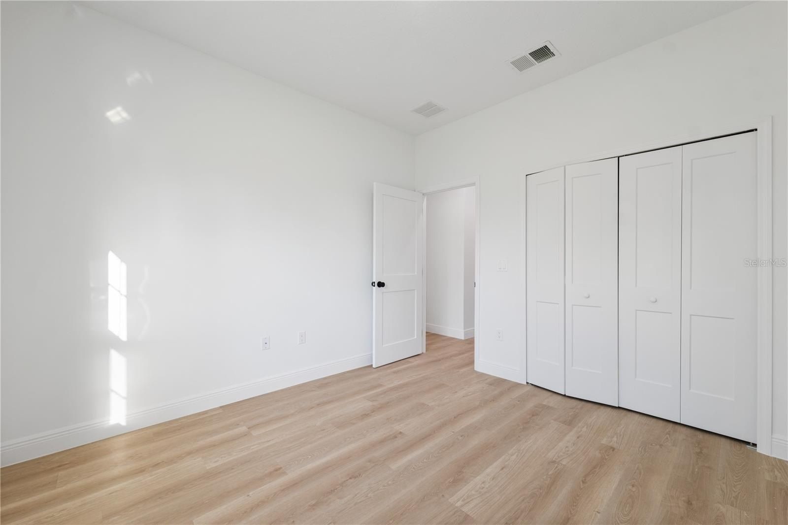 7361 N Ireland Drive. Citrus Springs, FL 34434