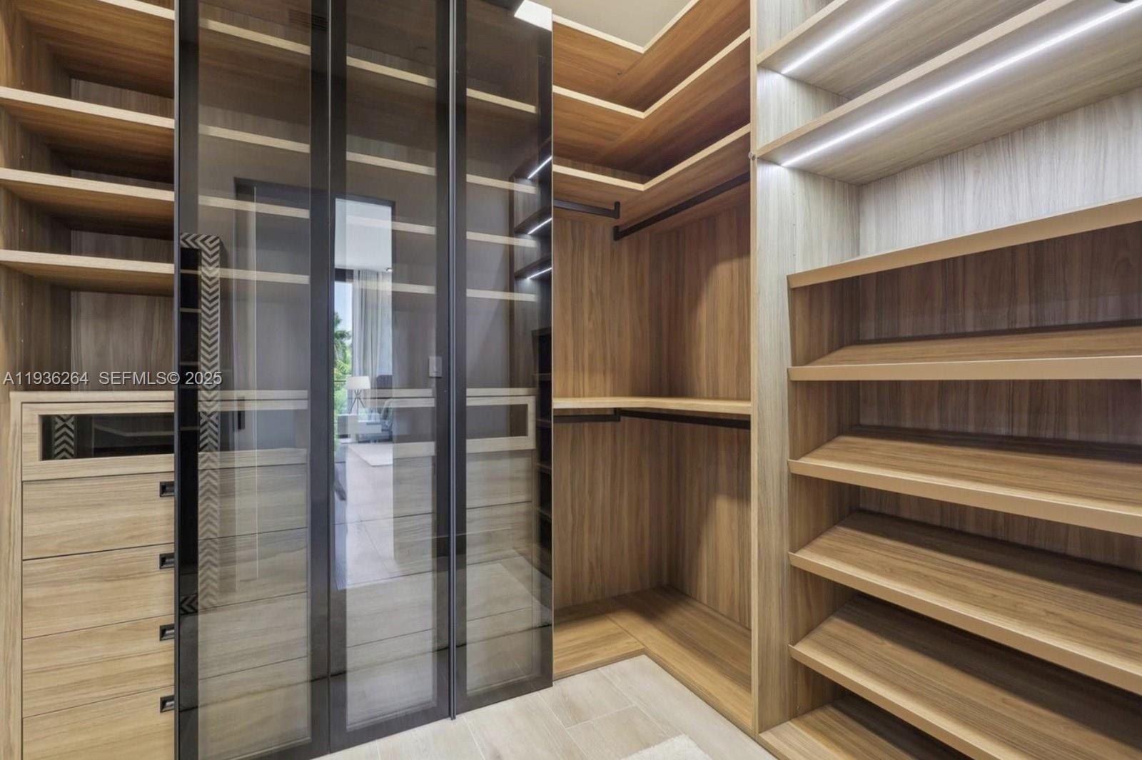 3581 E Glencoe St. Miami, FL 33133