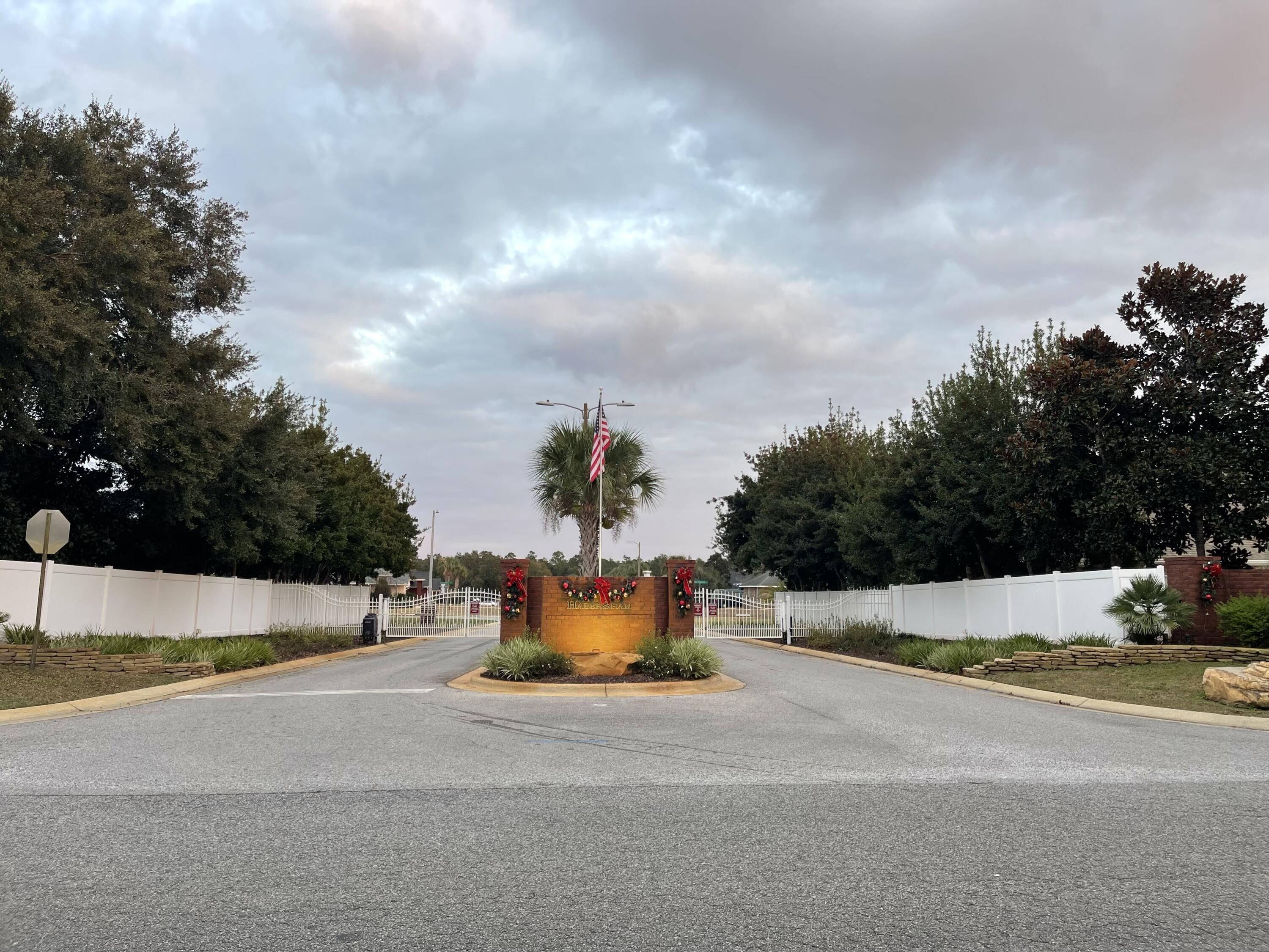 4224 Byrnwyck Place. Milton, FL 32571