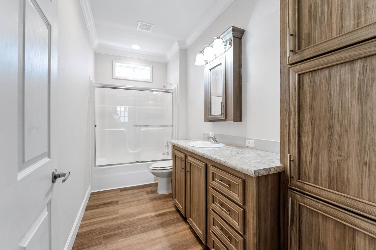 3105 Walden Shores Loop. Lake Wales, FL 33898