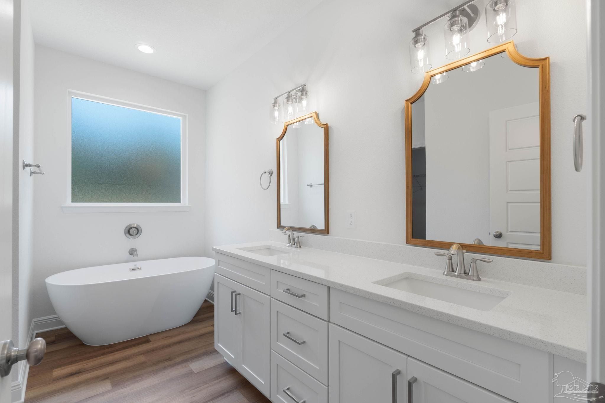 7650 Tippin Ave. Pensacola, FL 32504