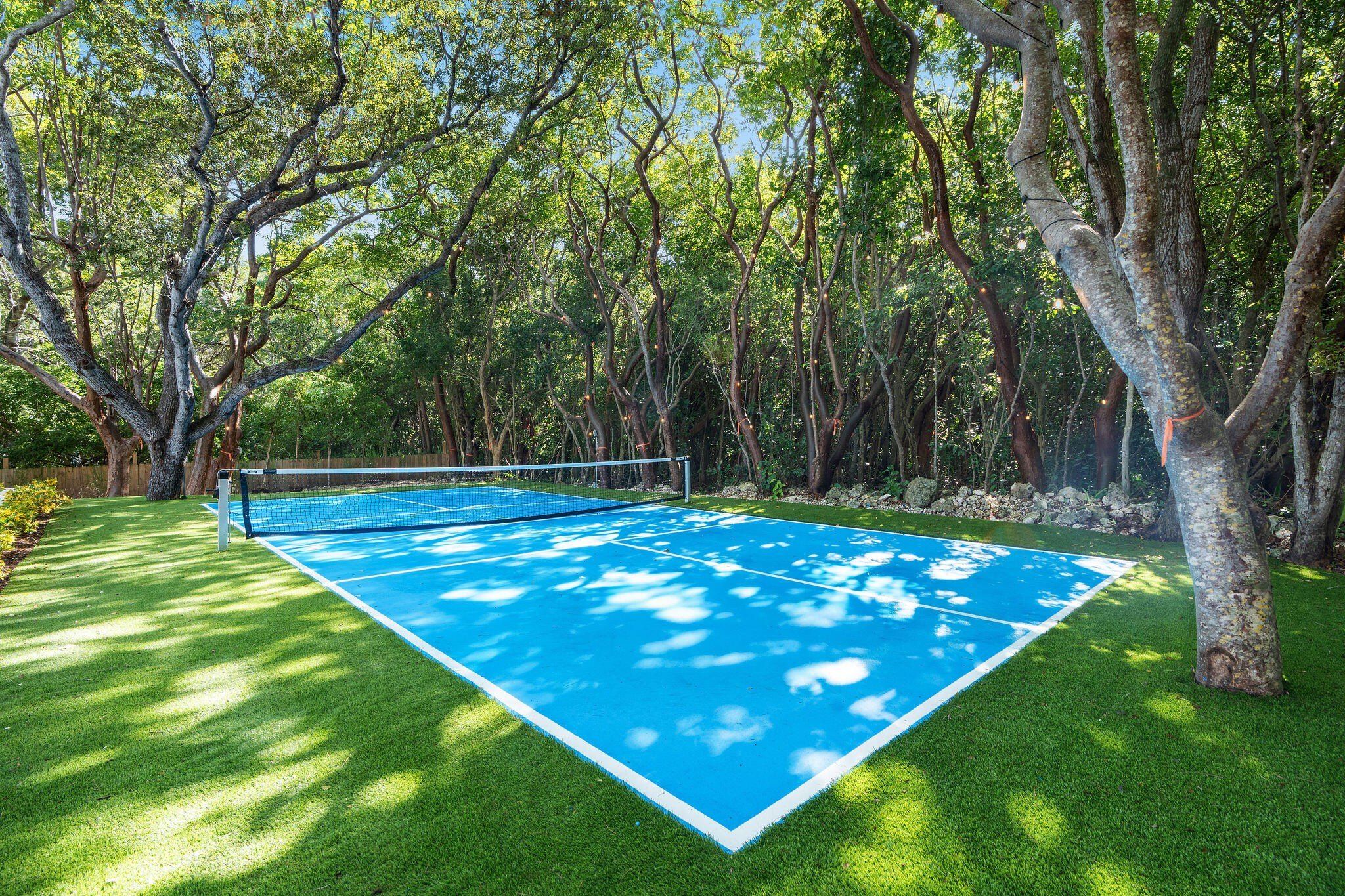 114 Royal Lane. Plantation Key, FL 33036