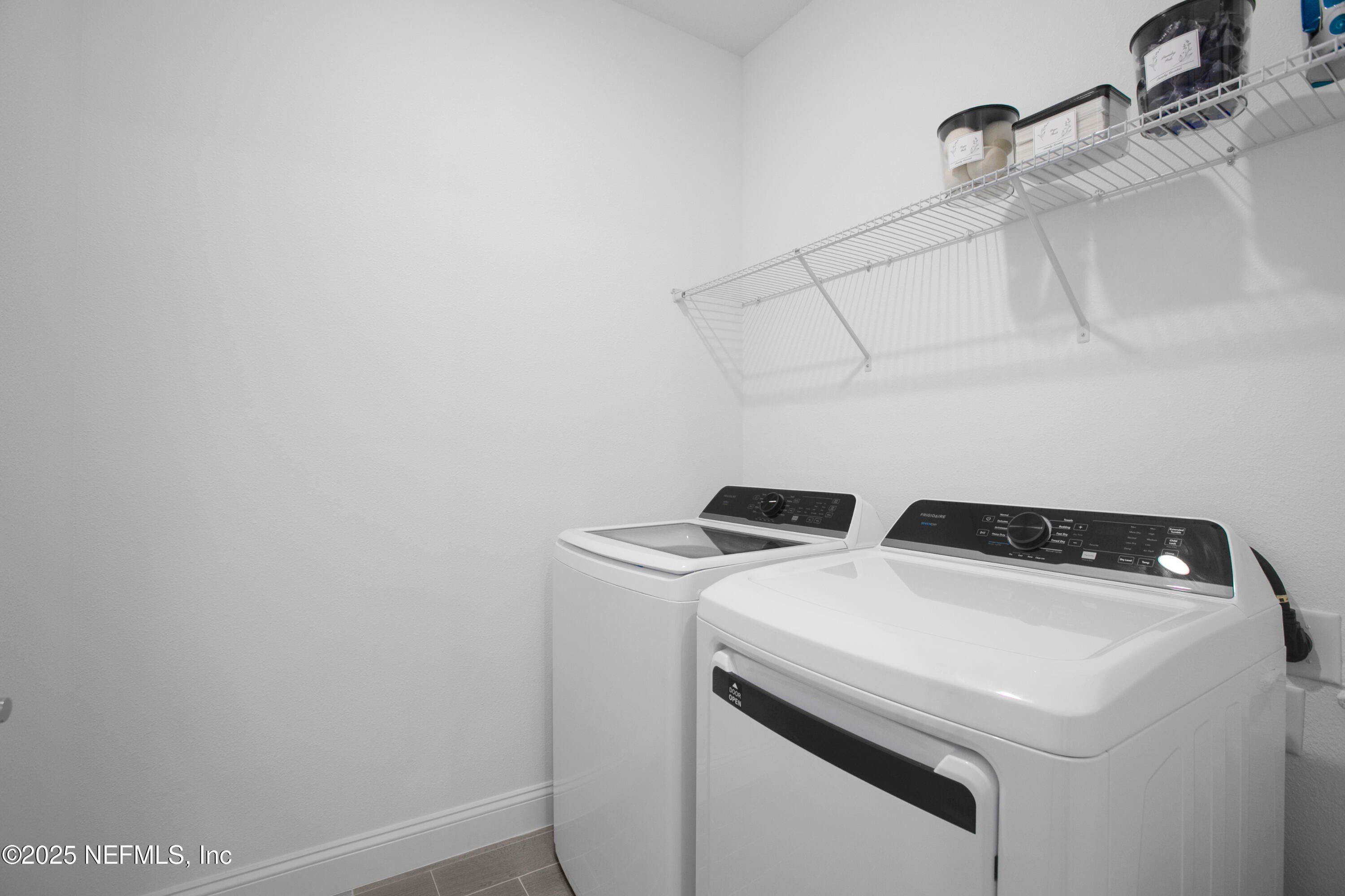 483 Murphys Drive. Saint Johns, FL 32259