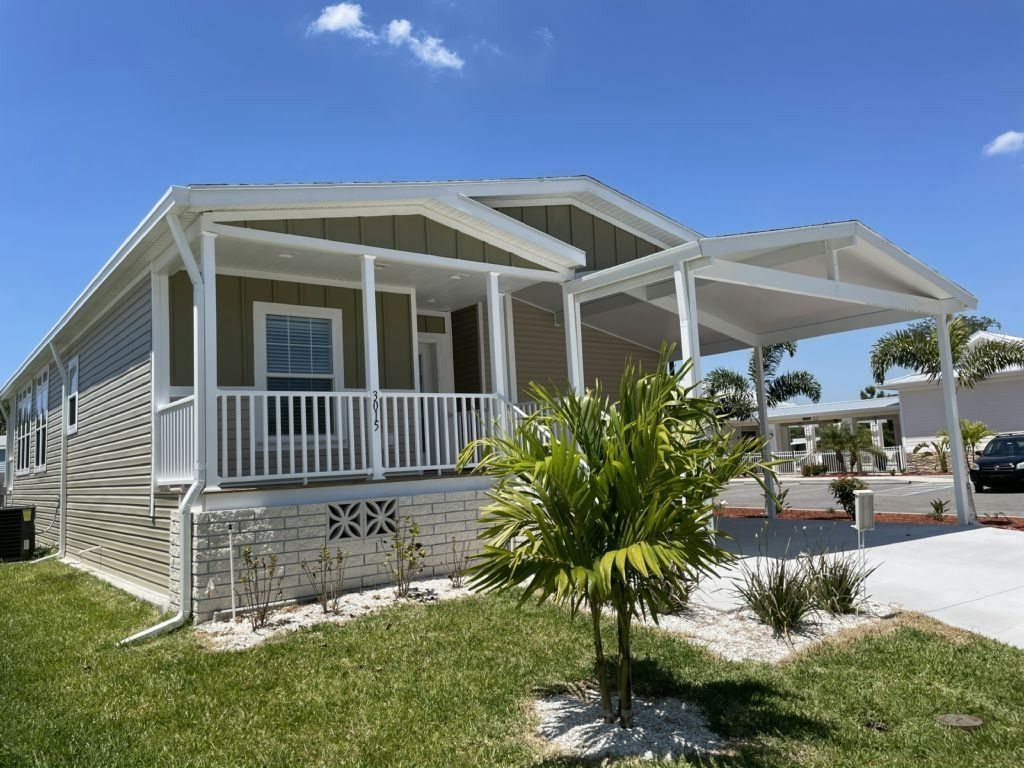 589 Johnathans Cay. Vero Beach, FL 32966