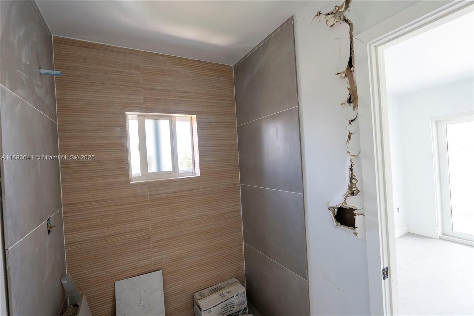 10290 Sw 174Th Ter. Miami, FL 33157