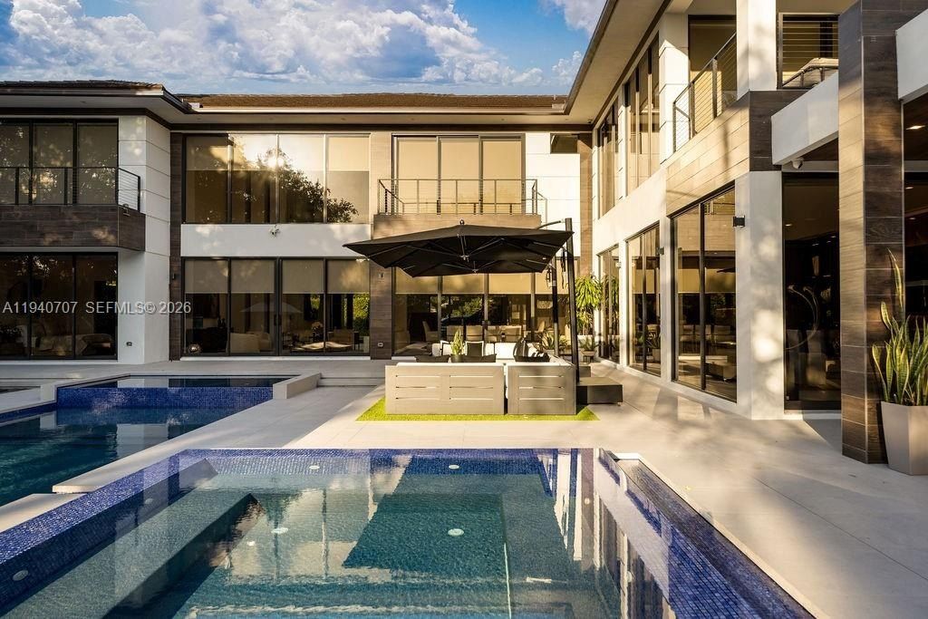 6850 Sw 73Rd Ct. Miami, FL 33143