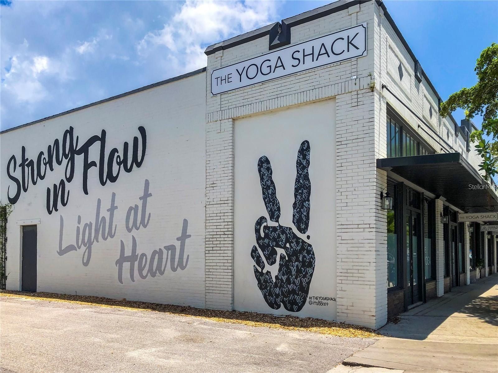 430 Kumquat Court. Sarasota, FL 34236