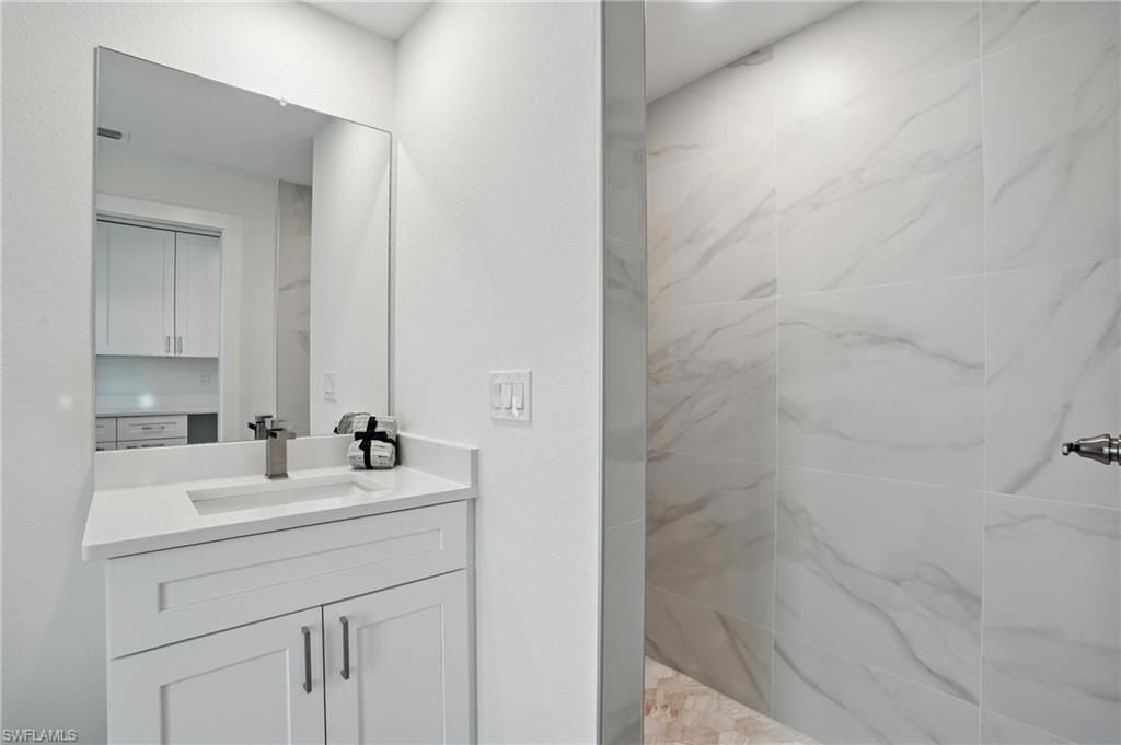 2216 Sw 4Th Ave Lot 27. Cape Coral, FL 33991