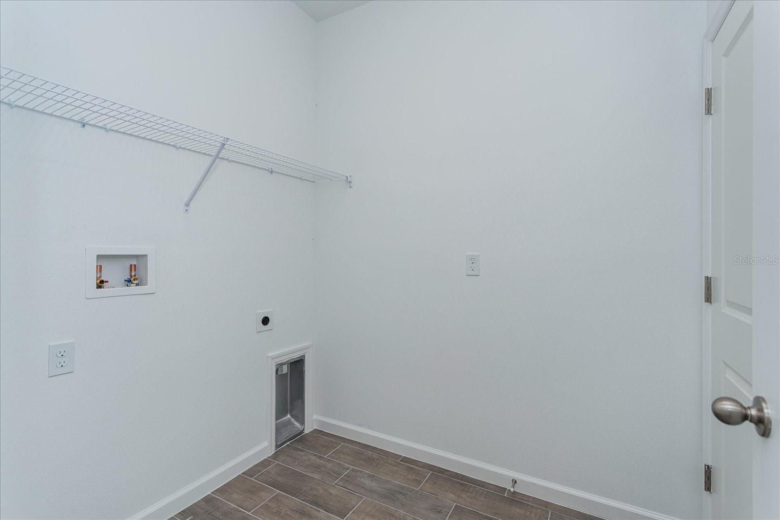 752 Sunshower Drive. Lady Lake, FL 32159