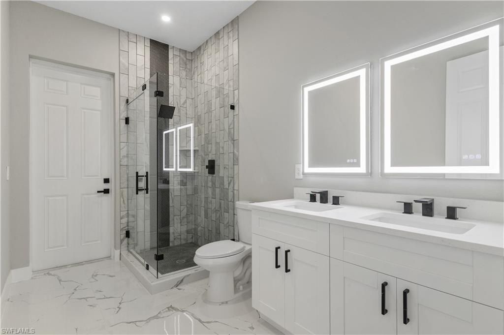 1561 Nw 26Th Pl Lot 38. Cape Coral, FL 33993