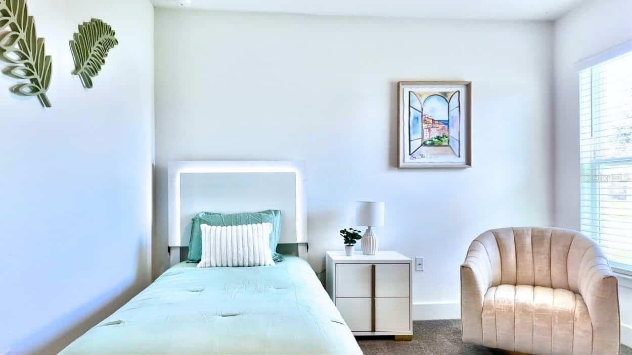 36946 Hidden View. Dade City, FL 33523