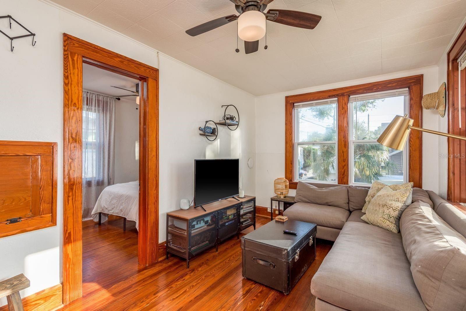 927 6Th Street N. St Petersburg, FL 33701