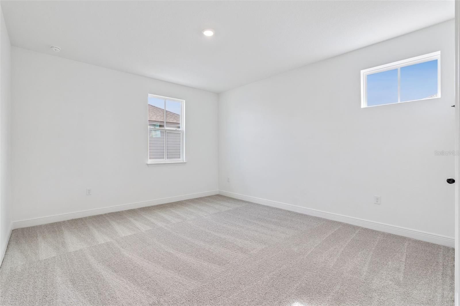 10272 Fiddley Alley. Orlando, FL 32827