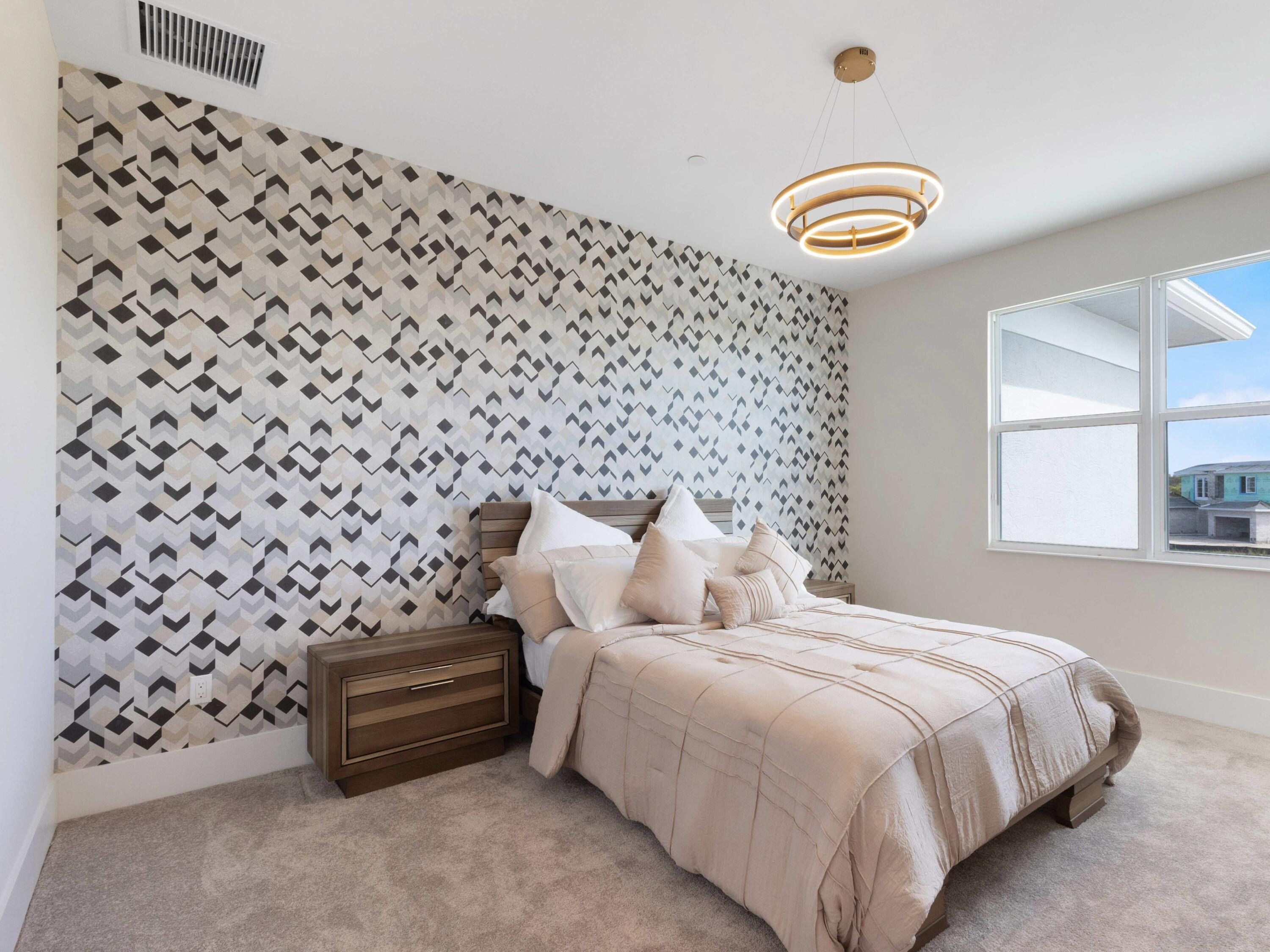 9124 Coral Isles Circle. Palm Beach Gardens, FL 33412