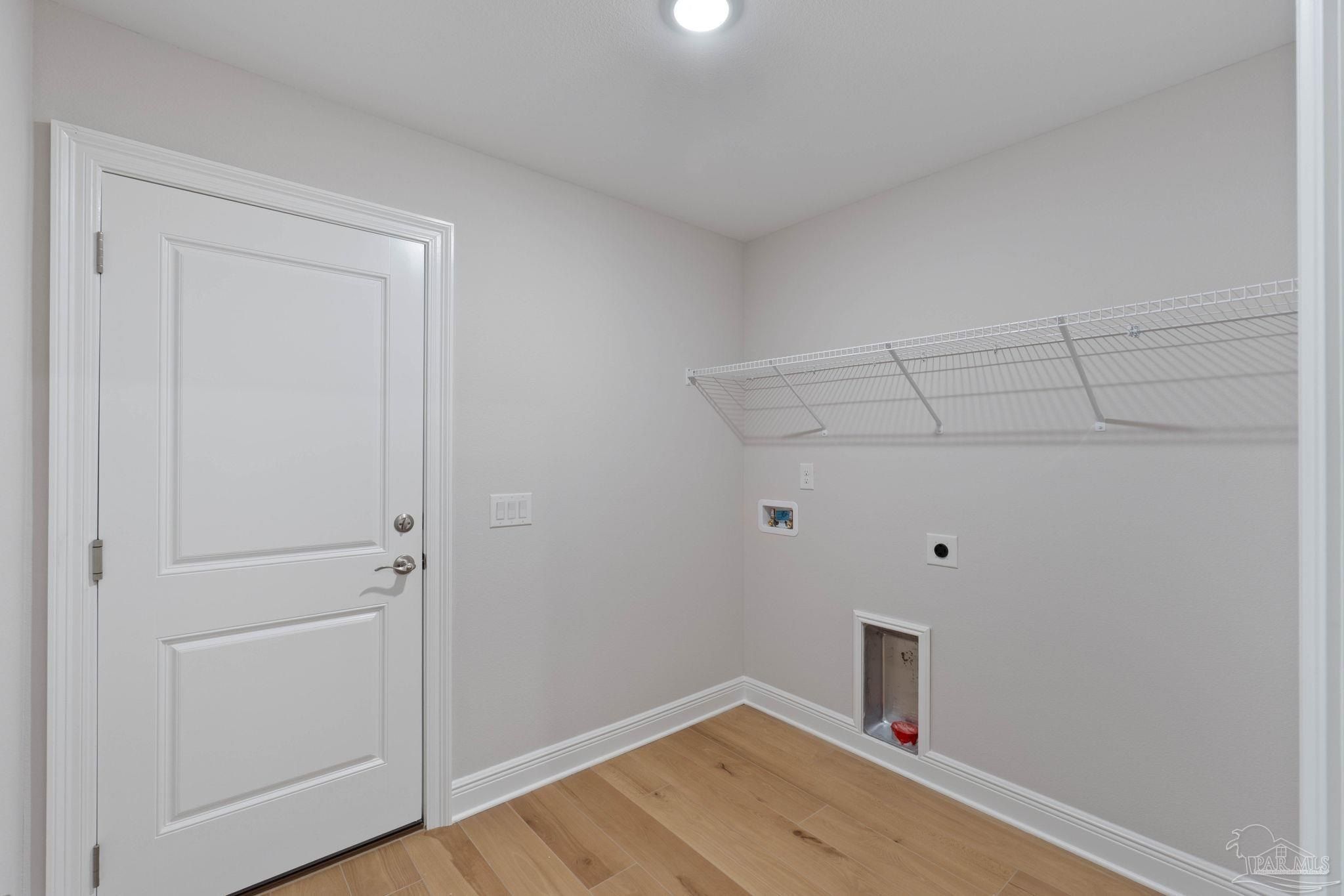 6752 Redfield St. Navarre, FL 32566