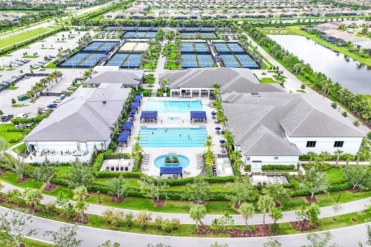 13422 Sw Brightside Way. Port Saint Lucie, FL 34987