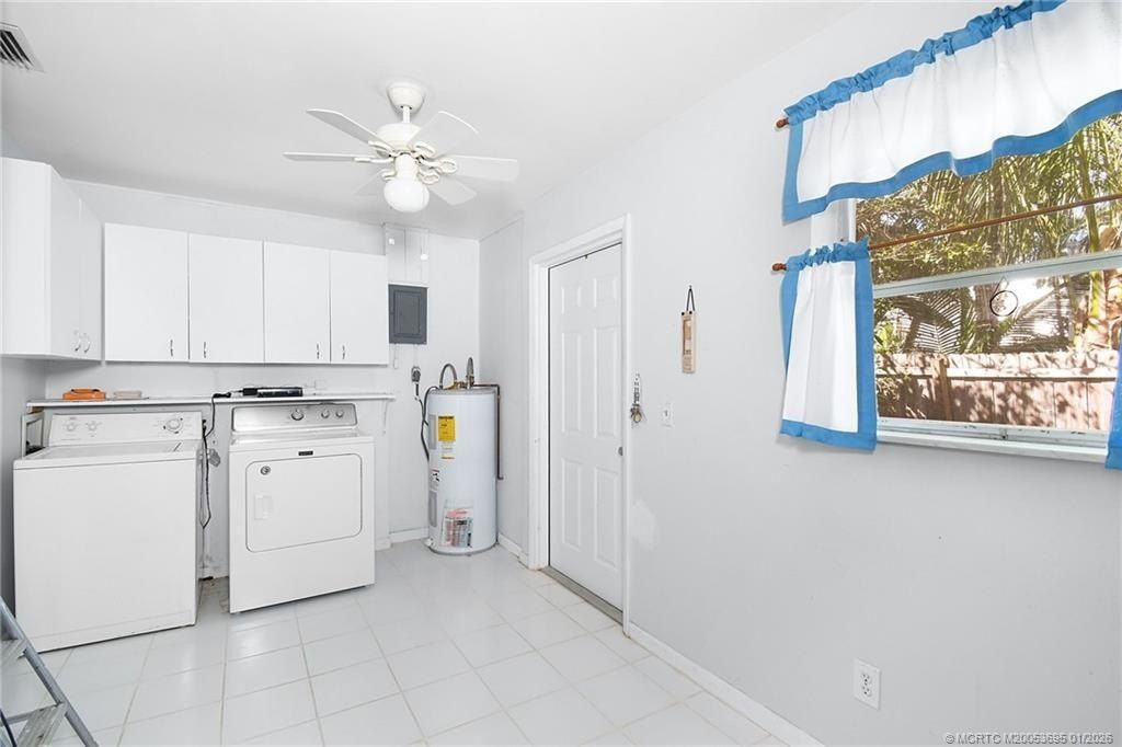 1027 Se Osceola Street. Stuart, FL 34996