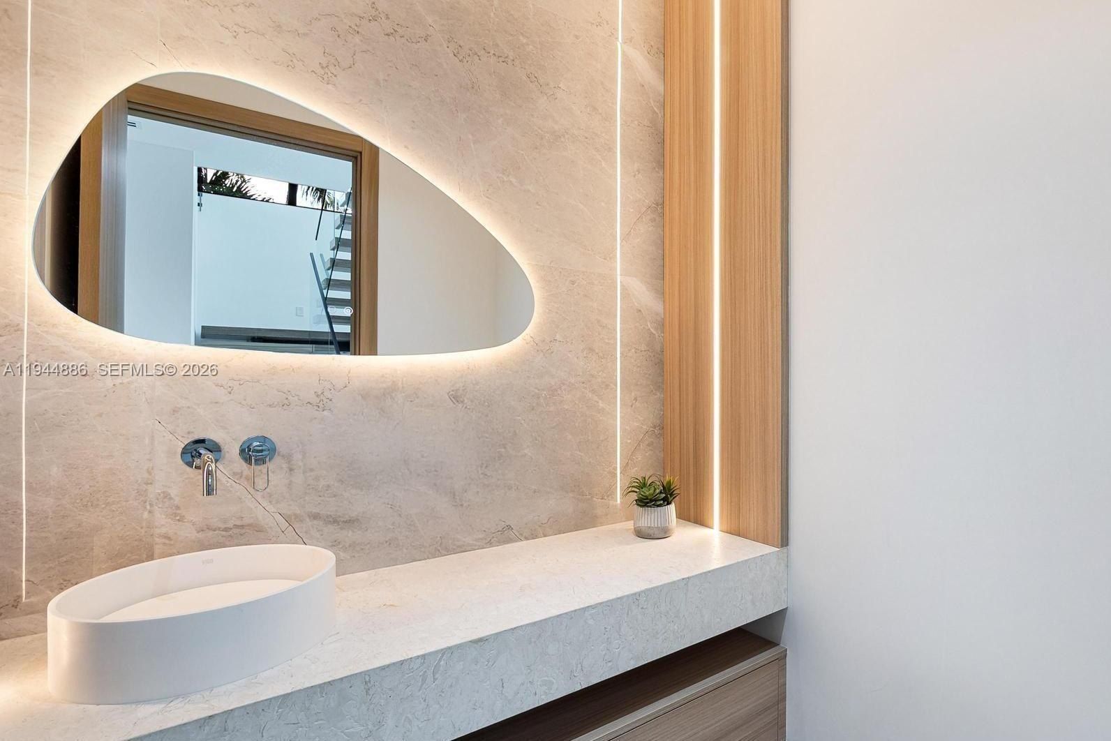 1344 Sw 16Th Street. Miami, FL 33145