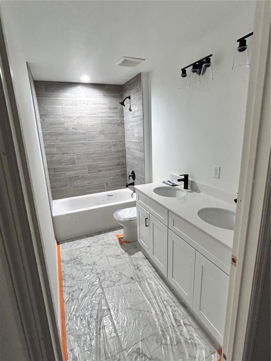 1026 Nw 56Th Avenue. Ocala, FL 34482