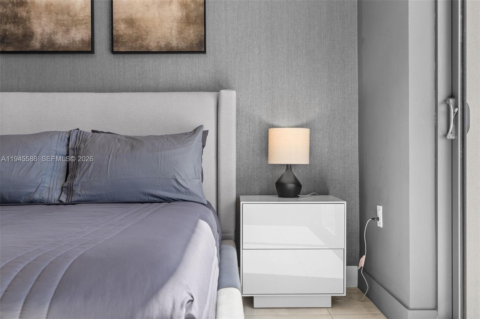 239 Sw 9Th St. Miami, FL 33130