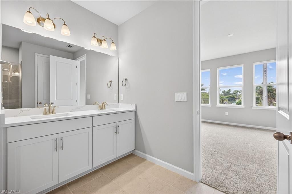 4646 Arboretum Cir Unit 202. Naples, FL 34112