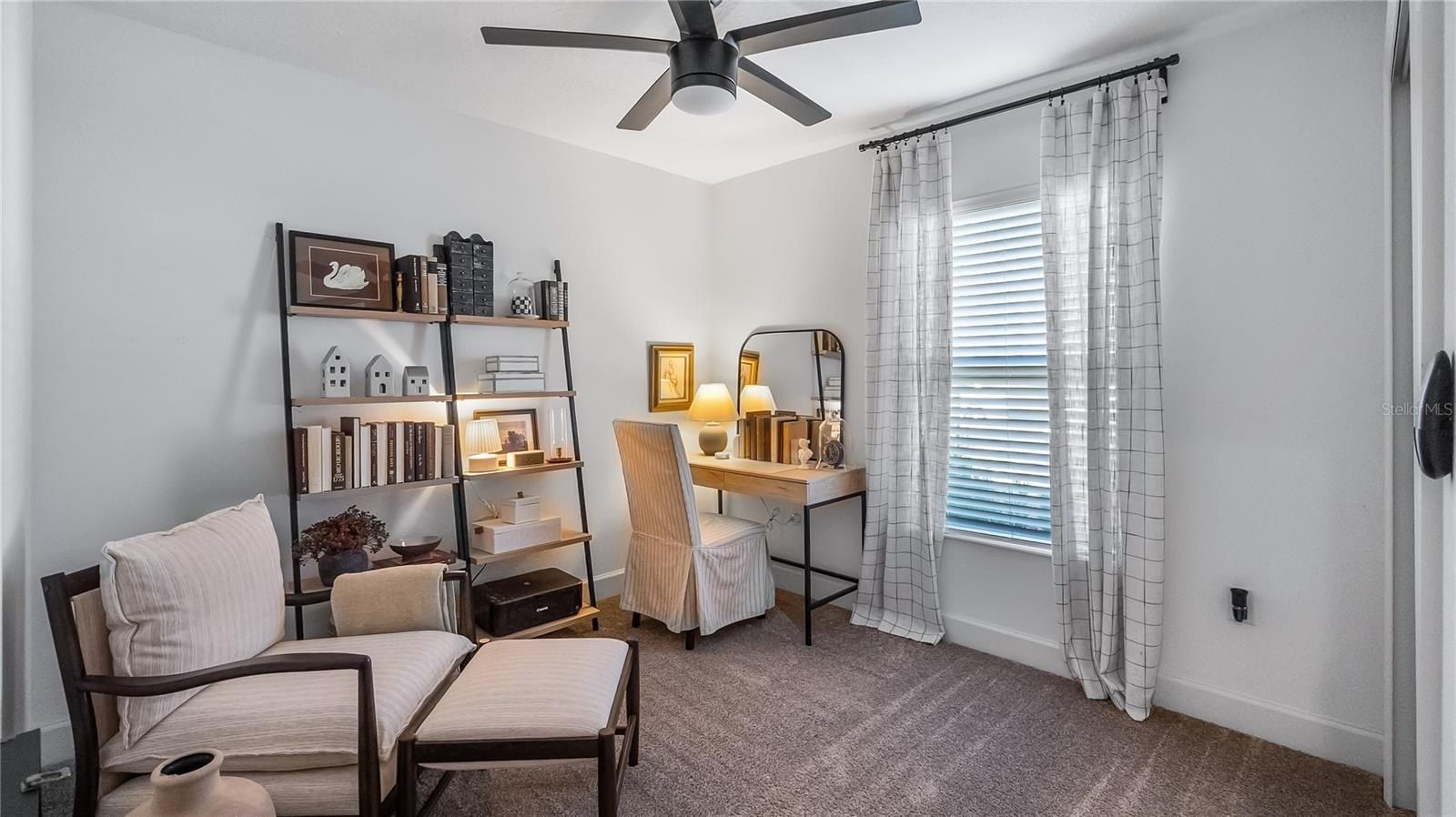 1657 Wilson Prairie Circle. Groveland, FL 34736