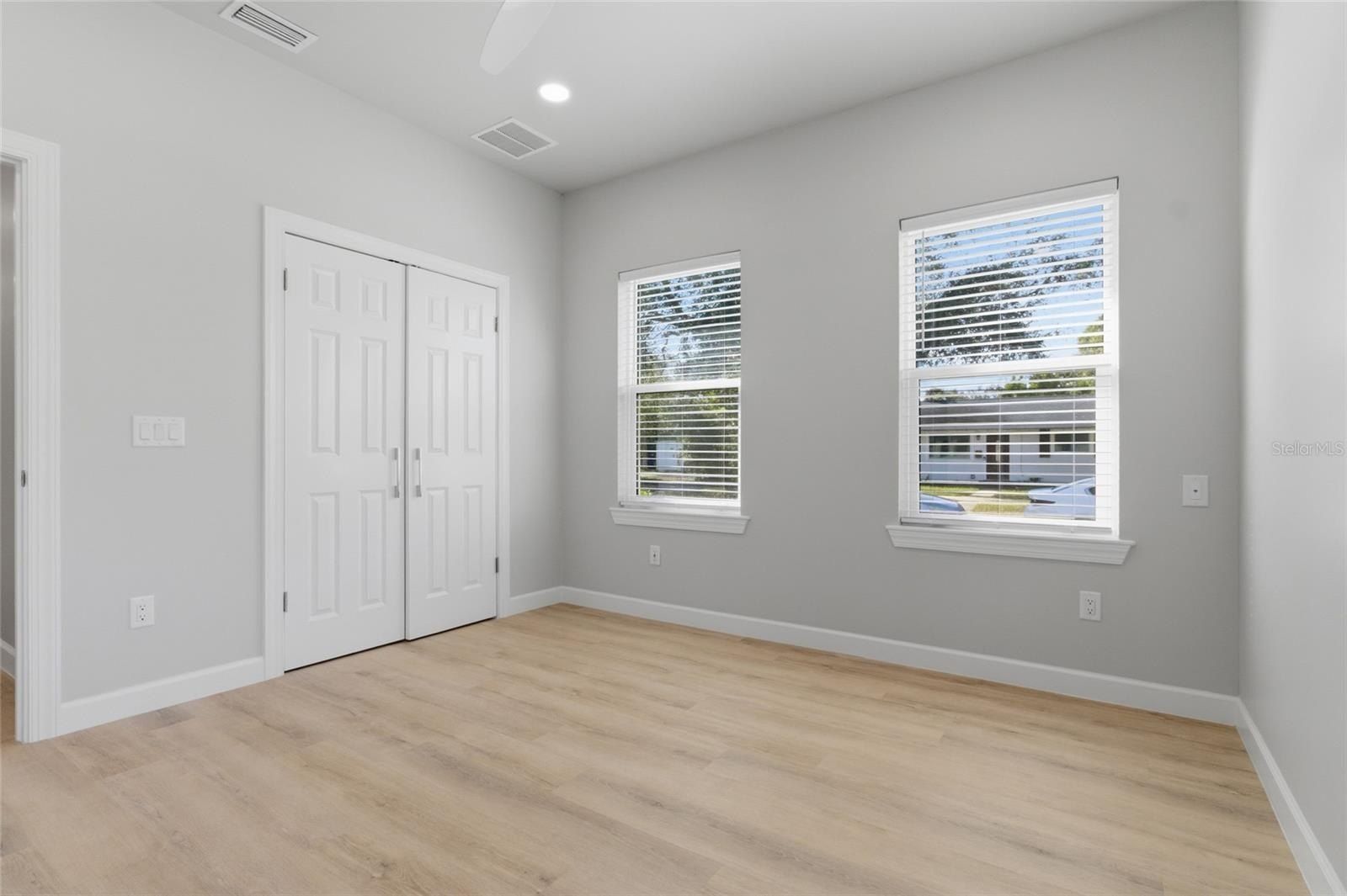 494 39Th Avenue N. St Petersburg, FL 33703