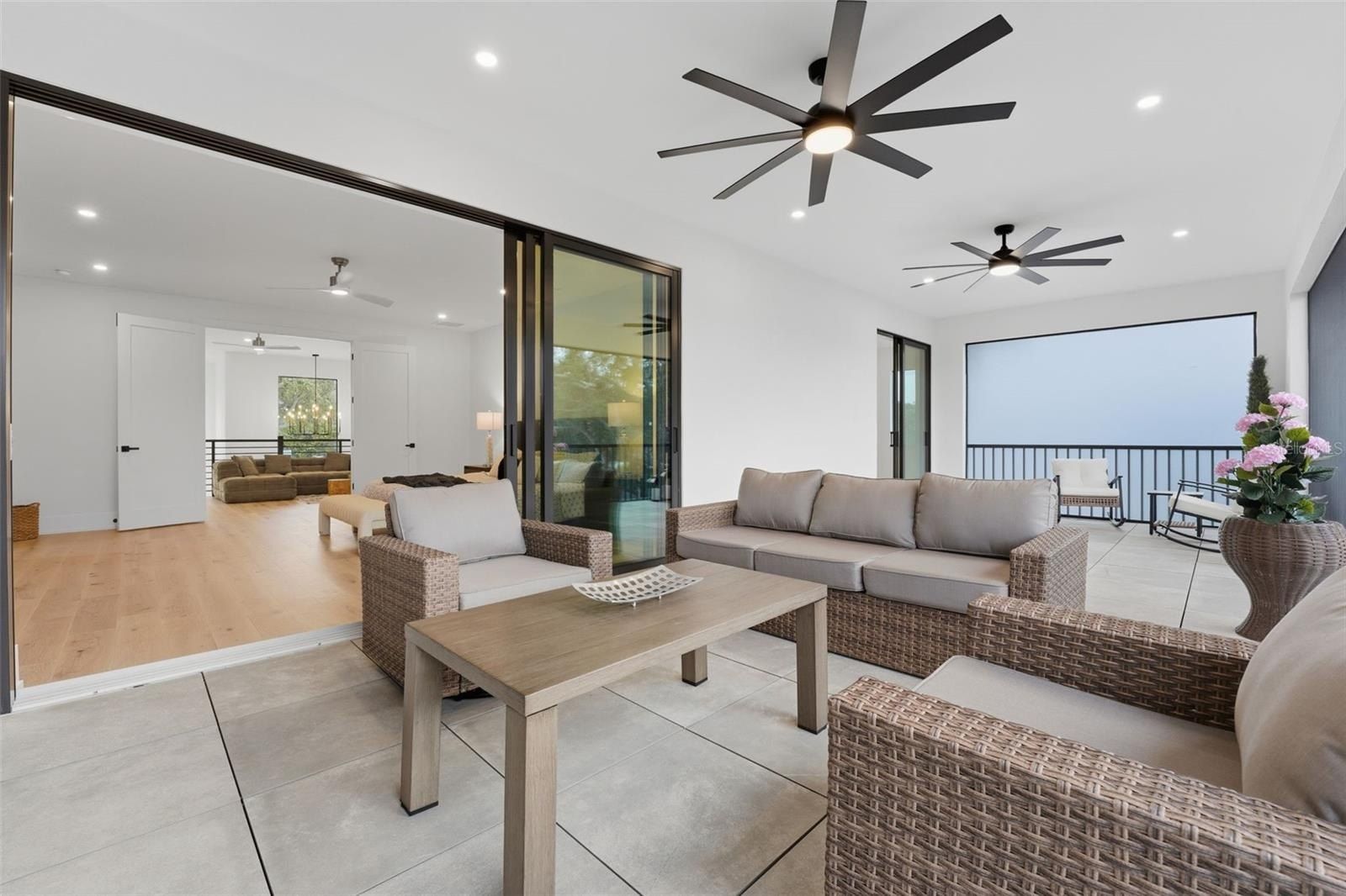 2450 Hawthorne Street. Sarasota, FL 34239