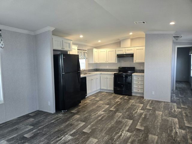 2166 Greenbrier Village Loop. Lakeland, FL 33810