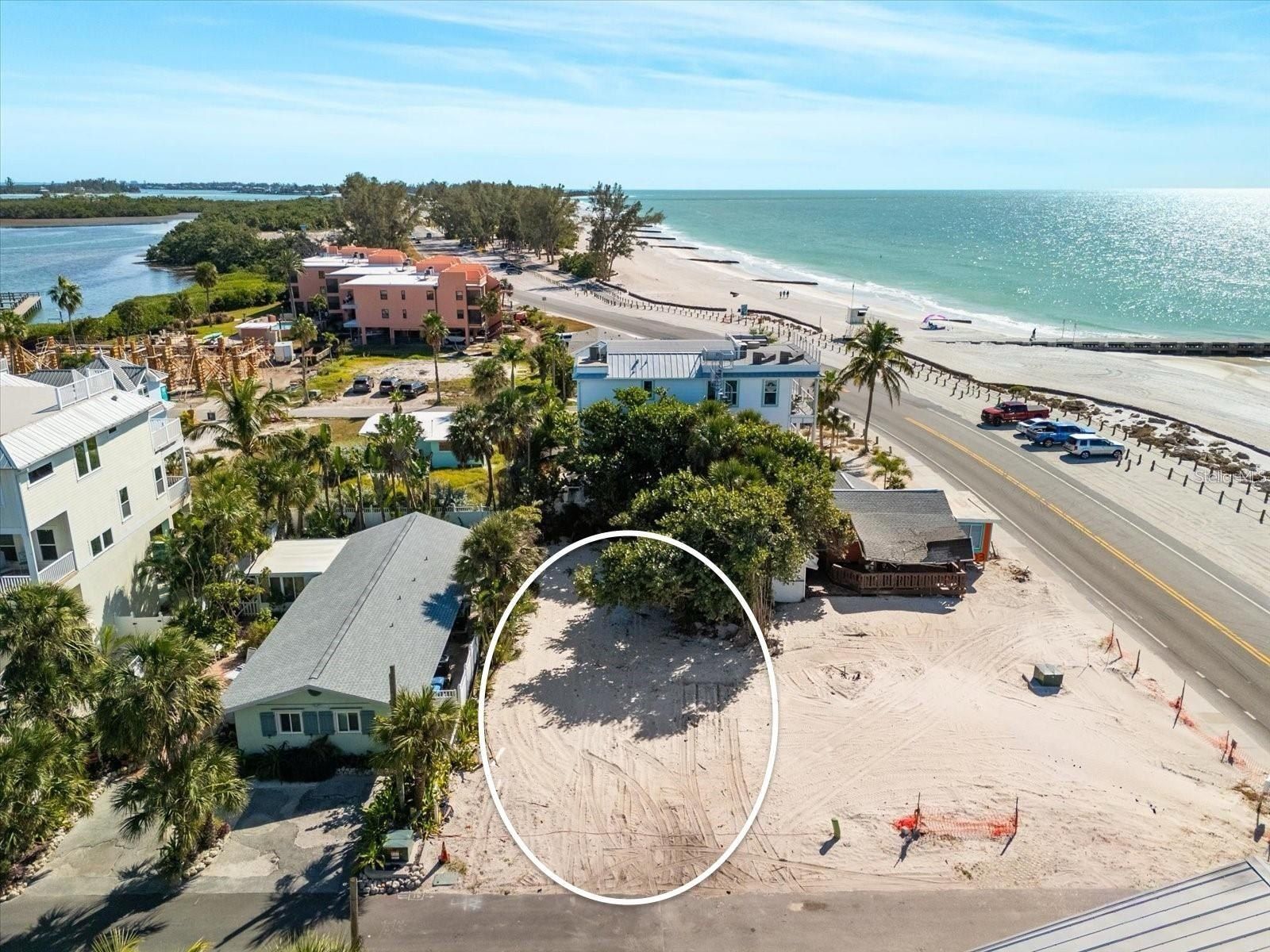 103 12Th Street S. Bradenton Beach, FL 34217