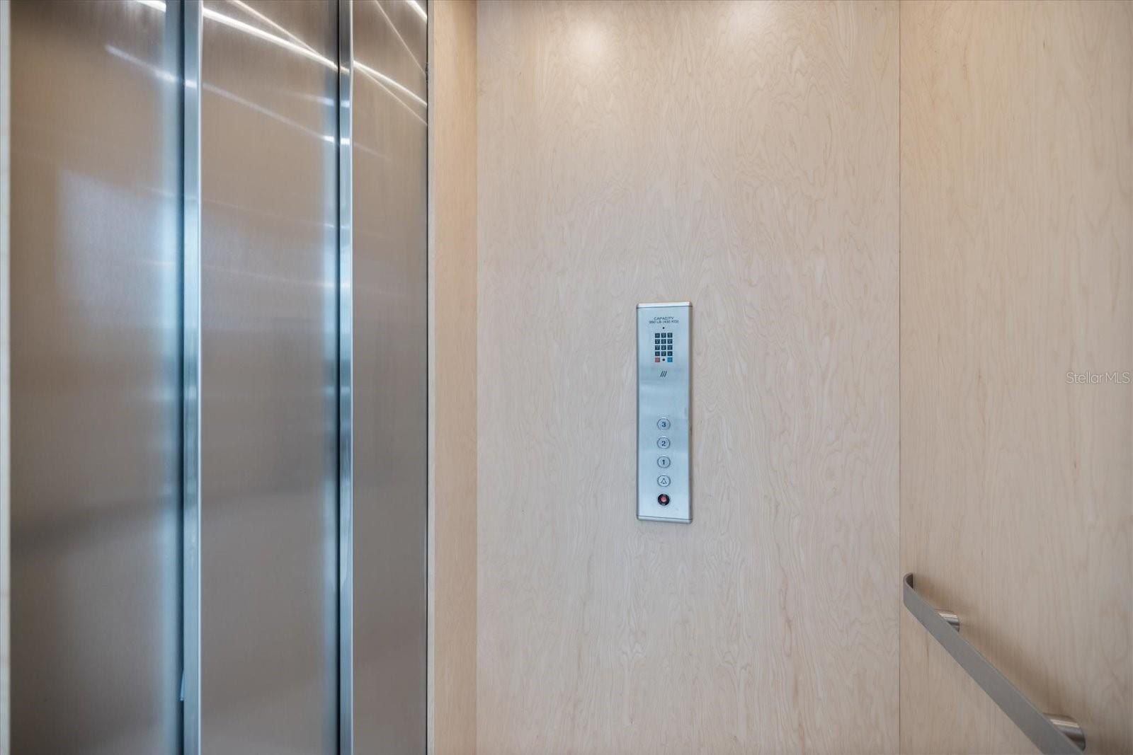 590 De Narvaez Drive. Longboat Key, FL 34228