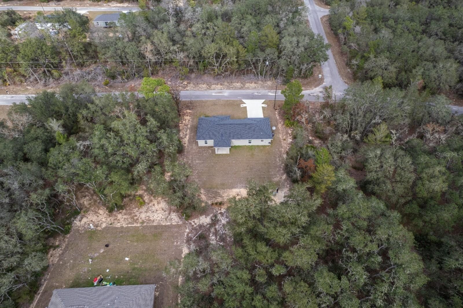96 Fisher Way Trail. Ocklawaha, FL 32179