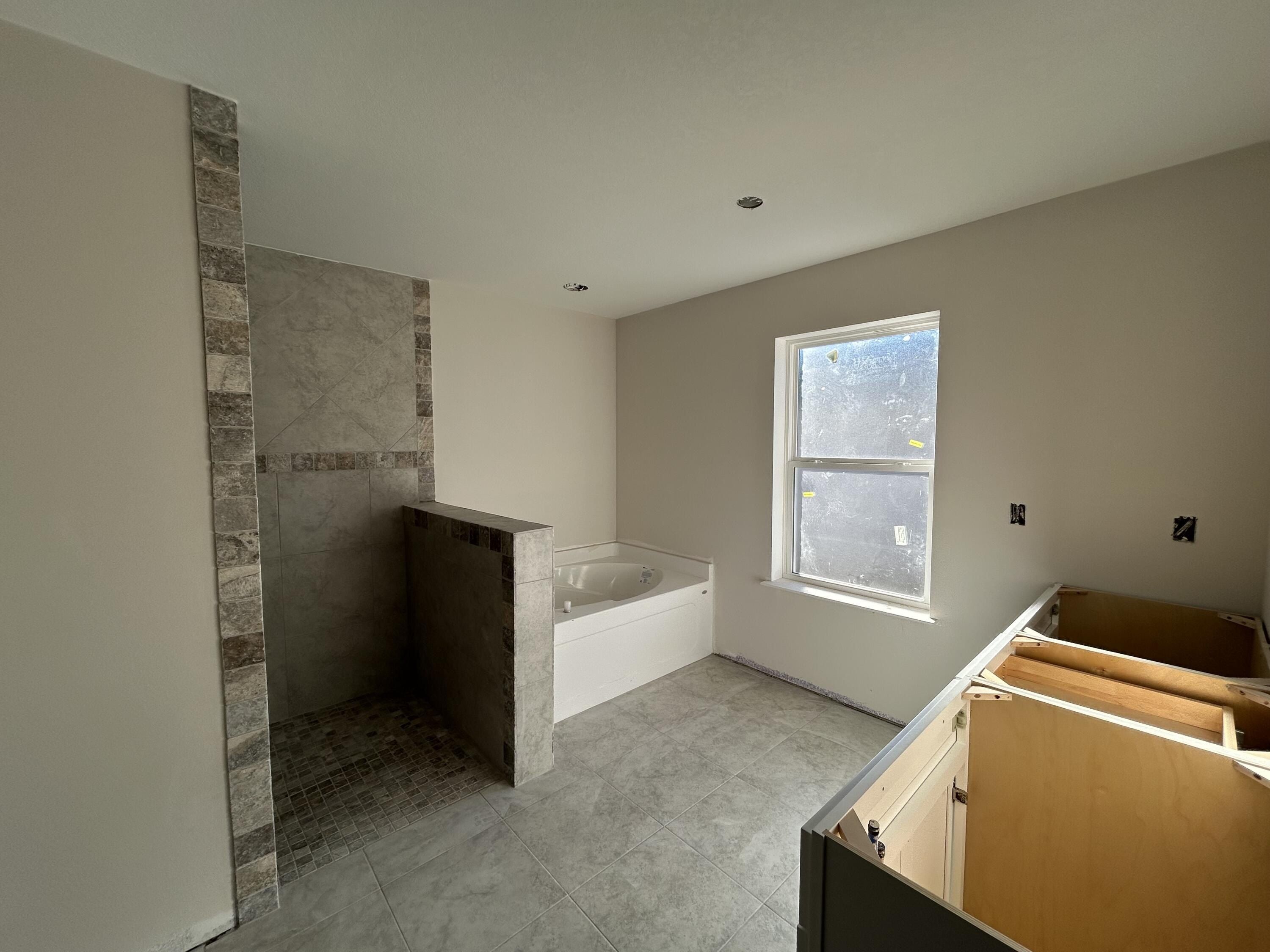 4812 Red Oak Drive. Milton, FL 32583