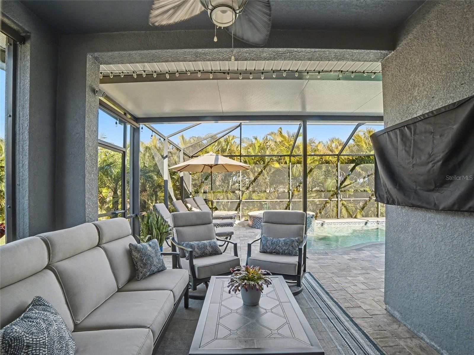 11906 Greenchop Place. Riverview, FL 33579