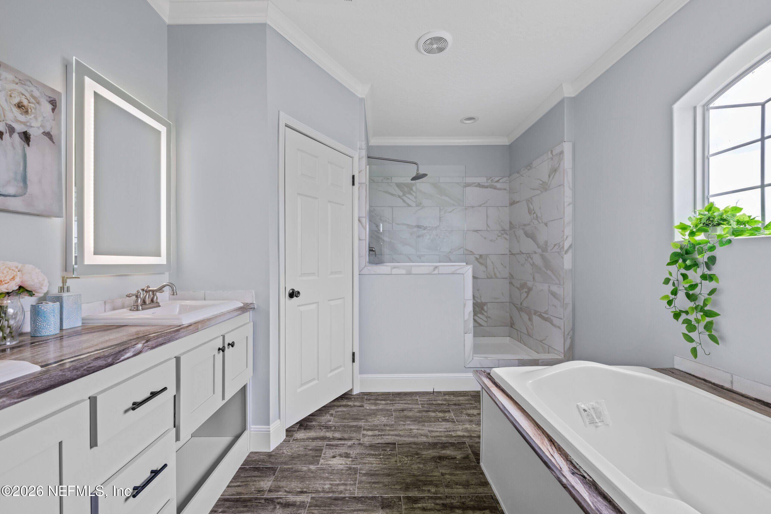 1065 Ne County Rd 125. Lawtey, FL 32058