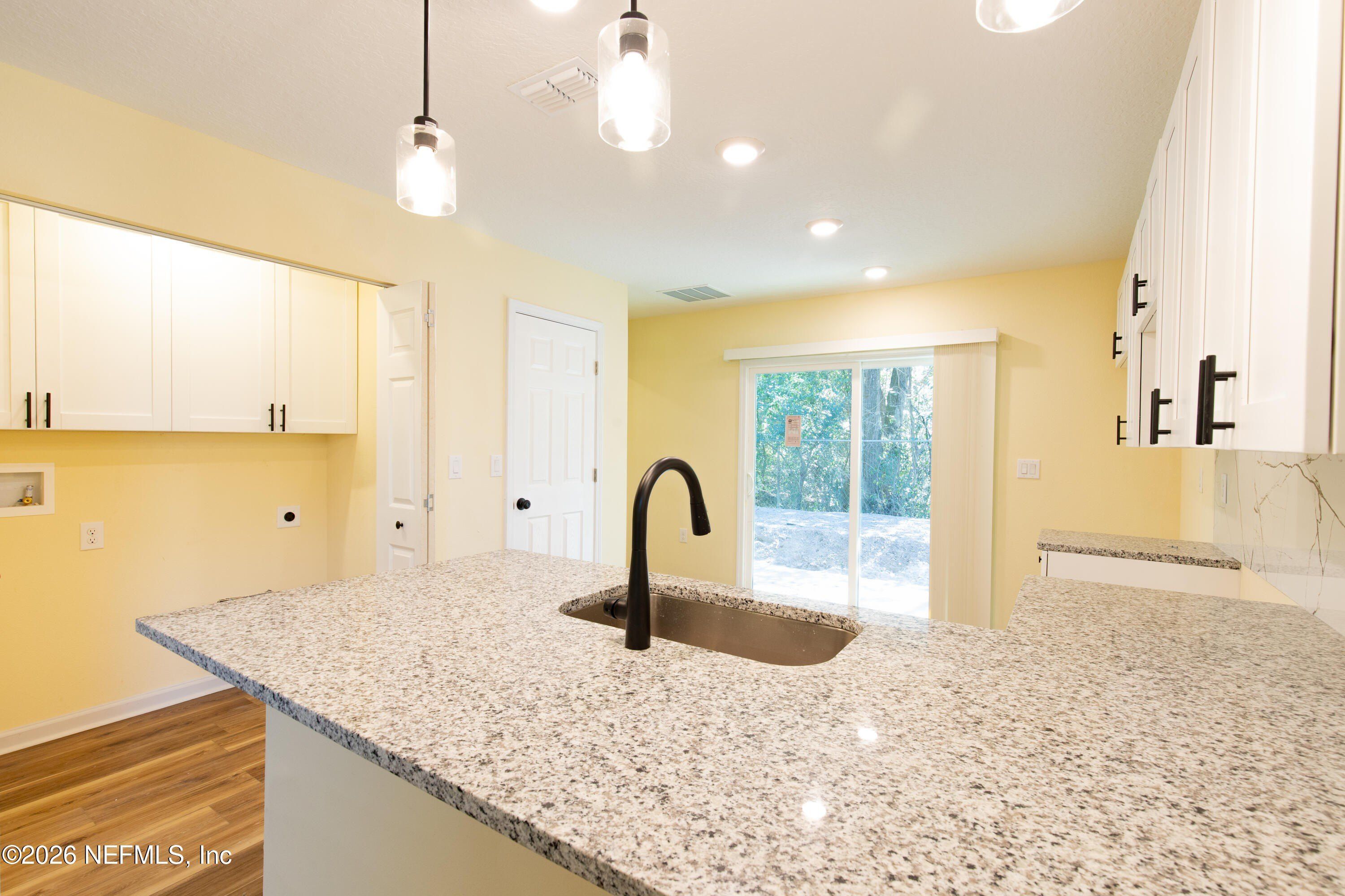 6026 Dunmire Avenue. Jacksonville, FL 32219