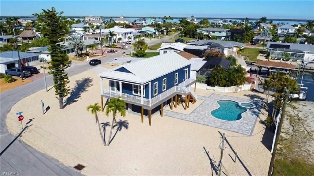 1 Fairview Blvd Lot 21. Fort Myers Beach, FL 33931